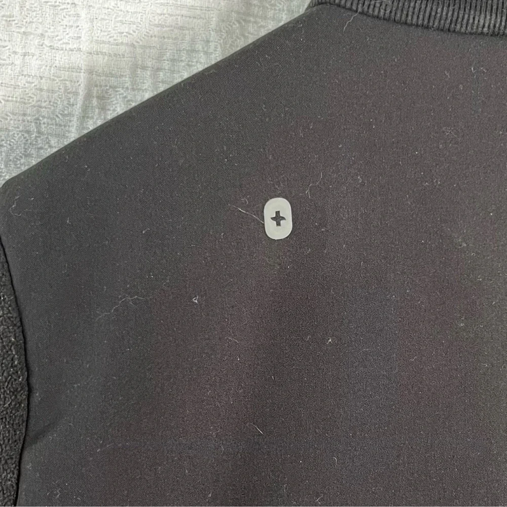 Figs On Shift Fleece women’s XL black work jacket coat for healthcare workers - Picture 2 of 16